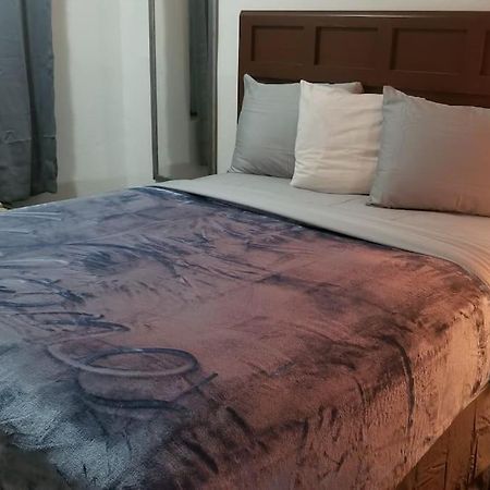 Hotel King Bed Hotel Room 120 Booking Stillwater Ngoại thất bức ảnh